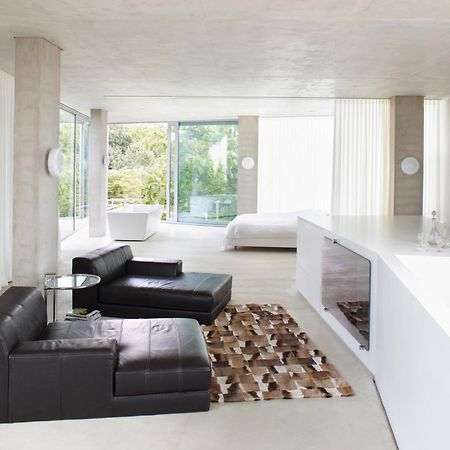 H-House Architectural Residence มาสทริชท์ ภายนอก รูปภาพ